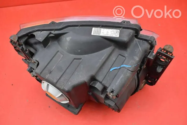 Land Rover Discovery 3 - LR3 Передняя фара 5H22-13W030-KA