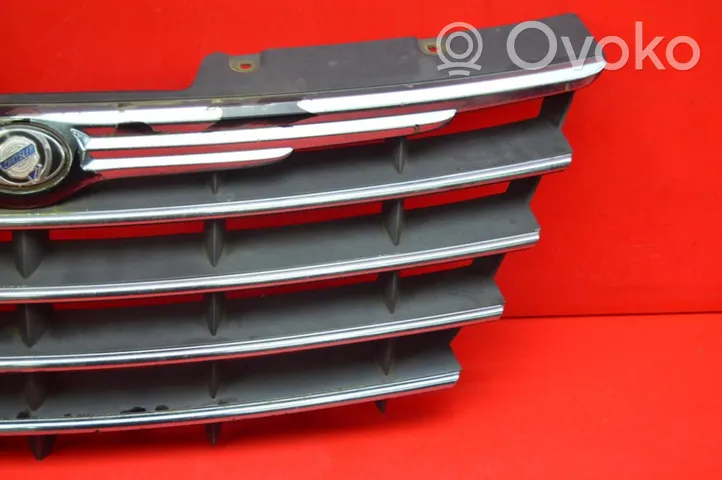 Chrysler Grand Voyager IV Grille de calandre avant 04857802AA