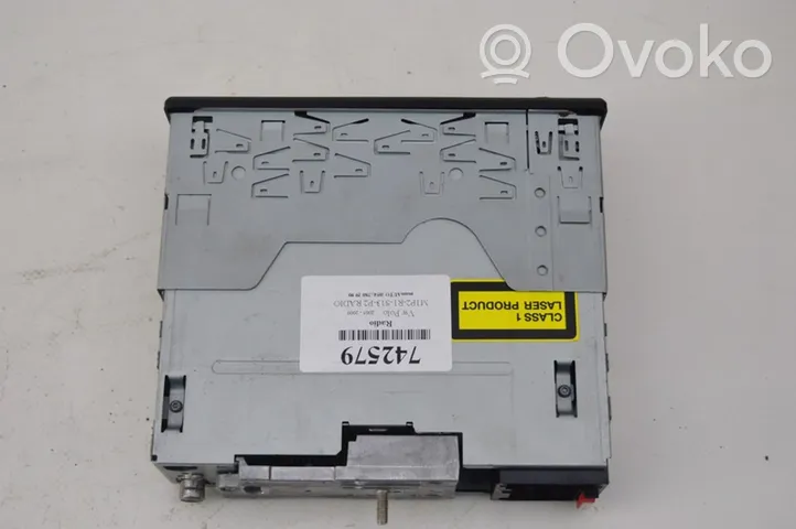 Volkswagen Polo IV 9N3 Panel / Radioodtwarzacz CD/DVD/GPS 7645150510