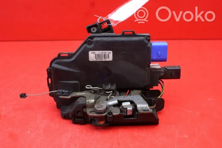 Volkswagen Touareg I Rear door lock 7L0839016B