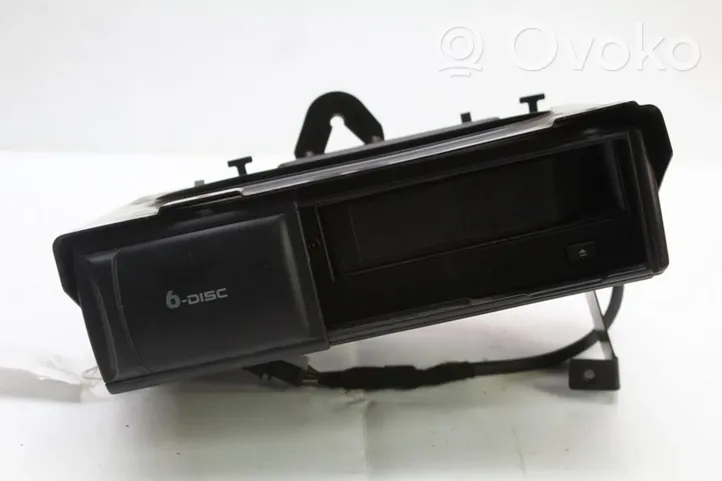 Volkswagen Touareg I Radio/CD/DVD/GPS head unit 7L6035493A