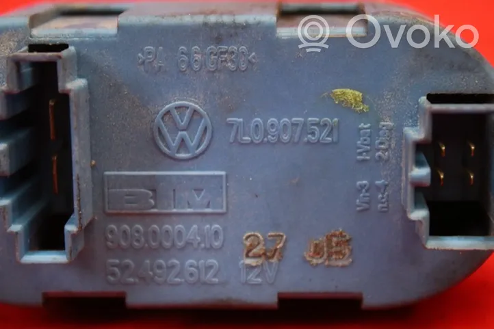 Volkswagen Touareg I Heater blower motor/fan resistor 7L0907521