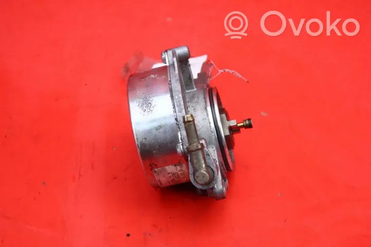 Audi A4 S4 B8 8K Vacuum pump 700906110