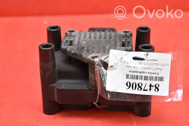 Seat Cordoba (6K) High voltage ignition coil 032905106B