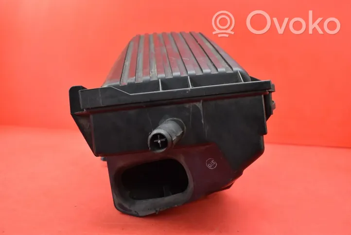 Volkswagen Bora Scatola del filtro dell’aria 1J0183
