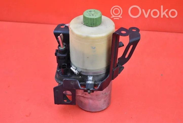 Skoda Fabia Mk1 (6Y) Power steering pump SKODA