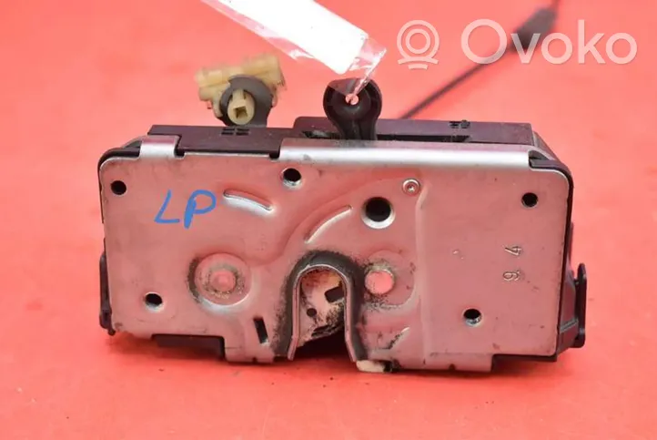 Opel Corsa D Front door lock 13258271