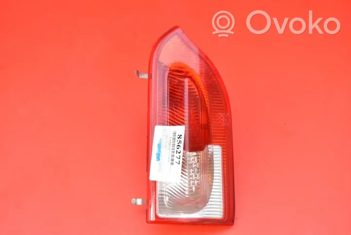 Opel Insignia A Aizmugurējais lukturis virsbūvē 13226855