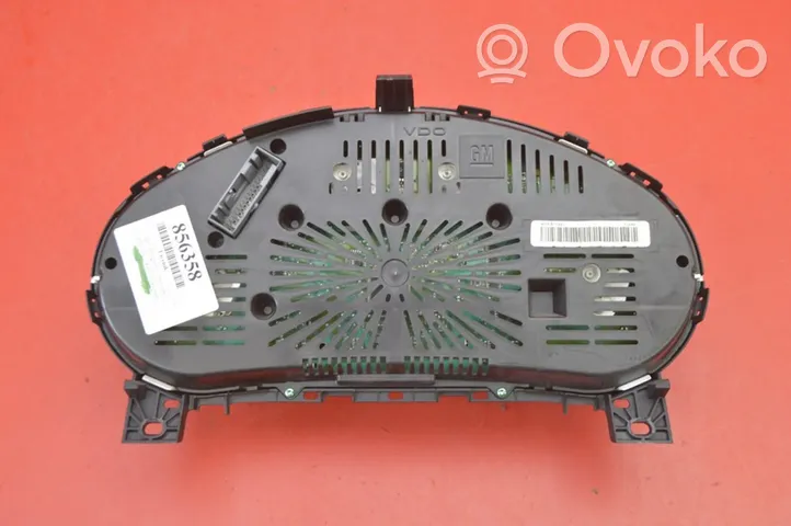 Opel Insignia A Speedometer (instrument cluster) 13327313