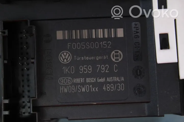 Volkswagen Golf IV Elektryczny podnośnik szyby drzwi przednich 1K0959792C