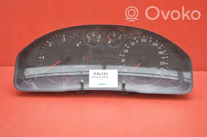 Audi A4 S4 B5 8D Speedometer (instrument cluster) 8D0919861B