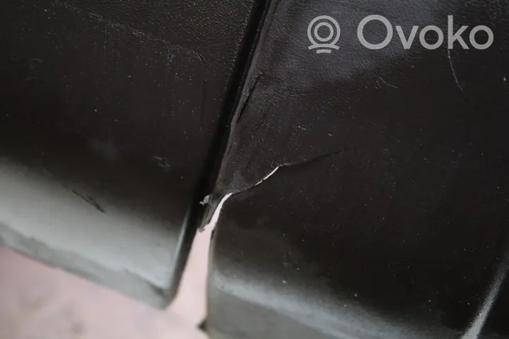 Volvo XC70 Zderzak tylny VOLVO