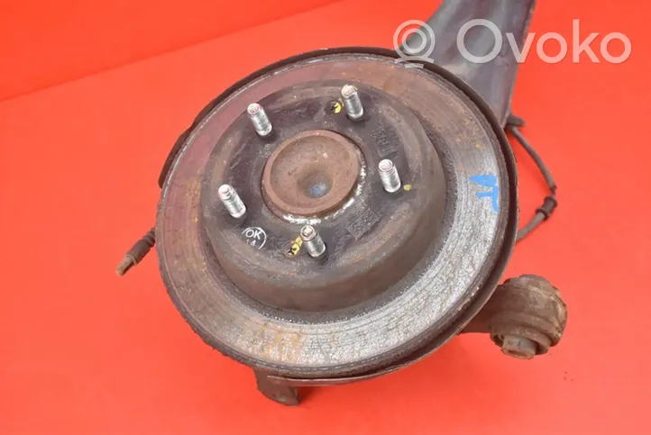 Hyundai i30 Fuso a snodo con mozzo ruota anteriore 55280-A6200