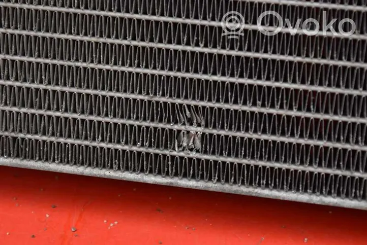 Opel Vectra C Radiateur de refroidissement 24418341