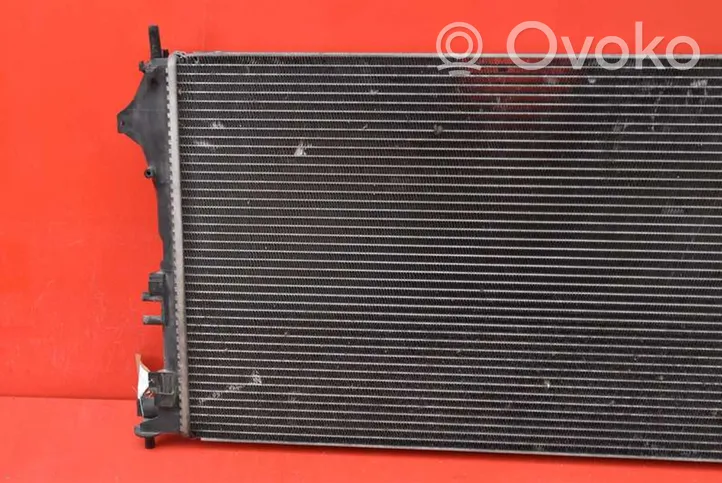 Opel Vectra C Radiateur de refroidissement 24418341