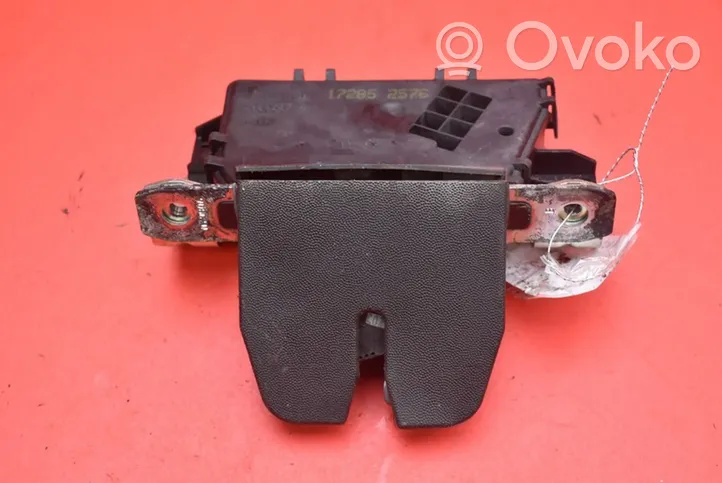 Opel Zafira B Tailgate/trunk/boot lock/catch/latch 13117285