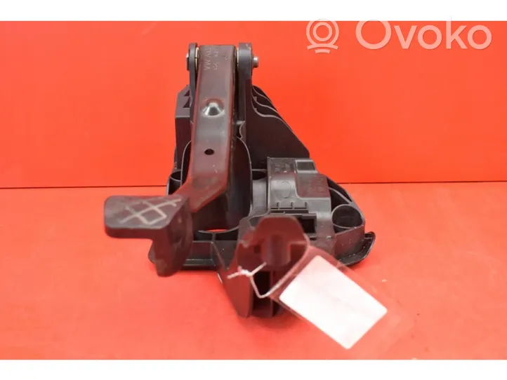 Skoda Fabia Mk3 (NJ) Accelerator throttle pedal 6C1721058D