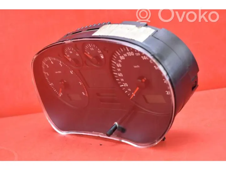 Seat Leon (1M) Speedometer (instrument cluster) W01M0920821J