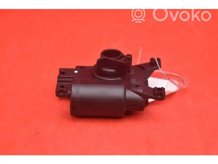 Audi Q7 4L Air flap motor/actuator 52411483R06