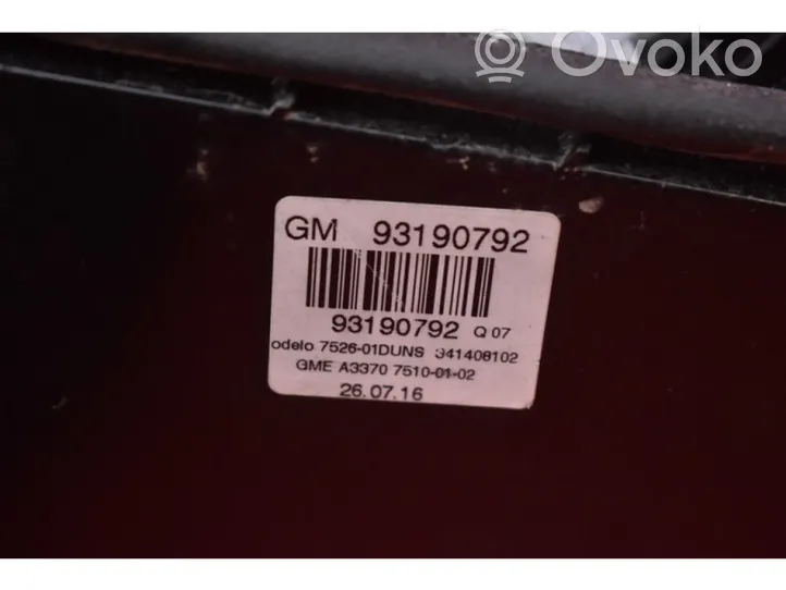 Opel Zafira B Lampa tylna 93190792