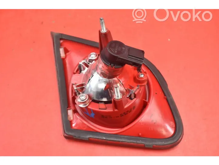 Volkswagen PASSAT B5.5 Lampa tylna 3C5945094C