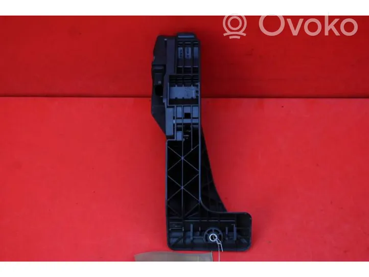 BMW 1 E82 E88 Accelerator throttle pedal 6770935-01