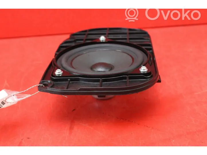 BMW 5 E60 E61 Subwoofer 9239183-01