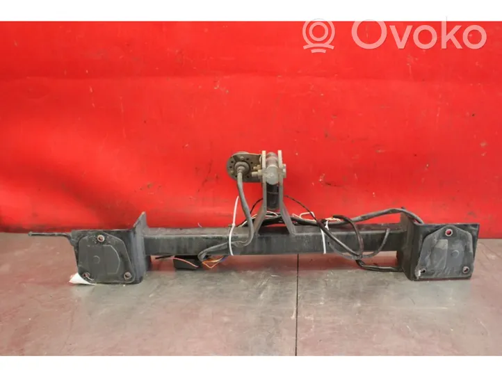 BMW X3 E83 Set barra di traino 034111