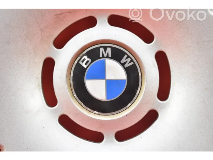 BMW 3 E46 Mozzo/copricerchi/borchia della ruota R17 6750575