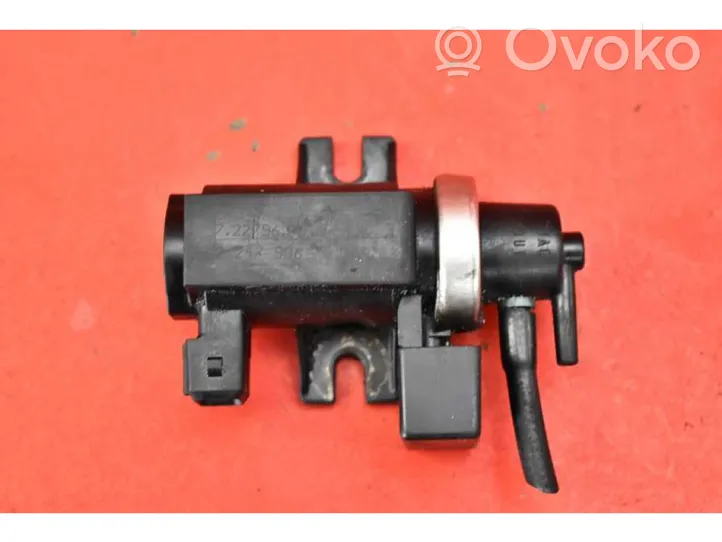 BMW 3 E46 Vacuum valve 72279600