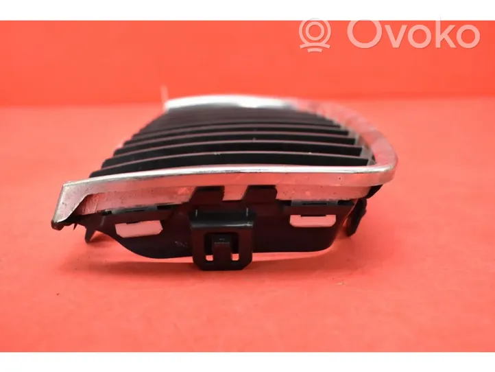 BMW X3 E83 Grille de calandre avant BMWE91