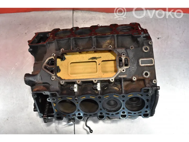 BMW 7 E65 E66 Bloc moteur 2248347