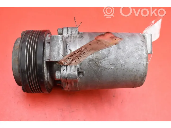 BMW 5 E39 Air conditioning (A/C) compressor (pump) 8386650