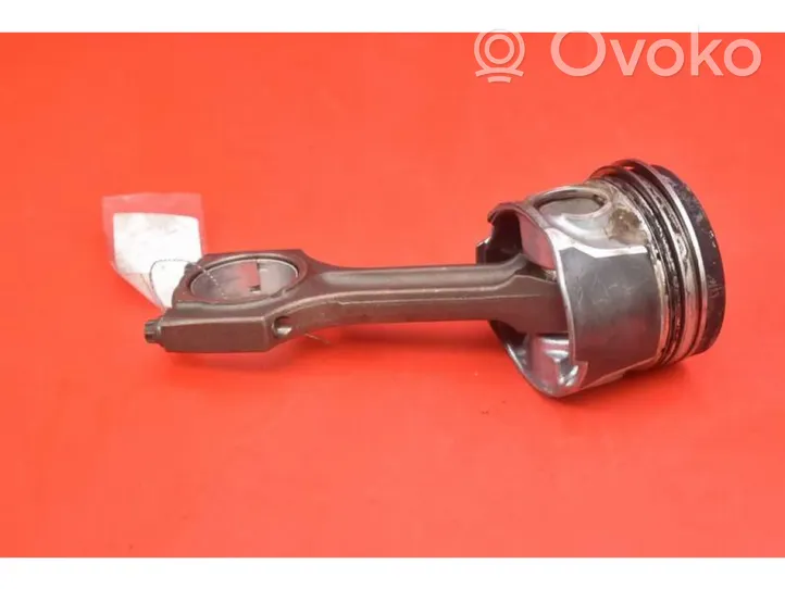 BMW 5 E60 E61 Piston BMW