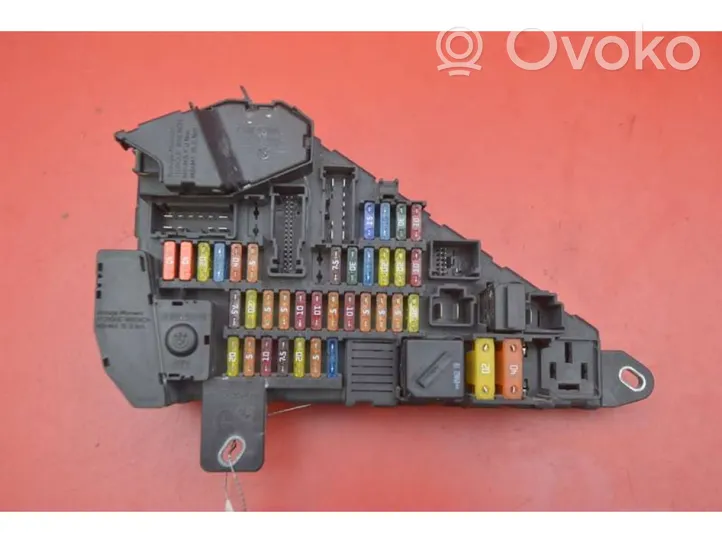 BMW 5 E60 E61 Fuse box set 6906603