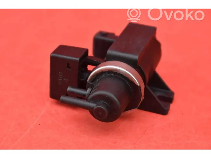 BMW 3 E46 Vacuum valve 72279600