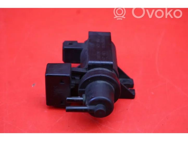 BMW X3 E83 Vacuum valve 7796634