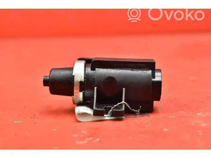 BMW 1 E81 E87 Vacuum valve 72279600