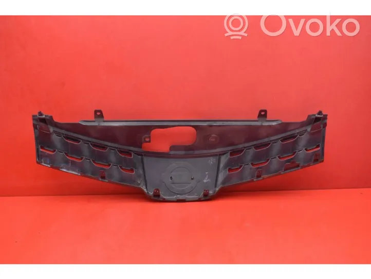 Nissan Note (E11) Grille de calandre avant 623109U100