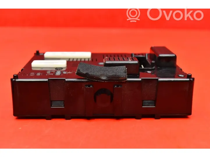 Nissan Note (E11) Komputer / Sterownik ECU silnika 284B2BC52A