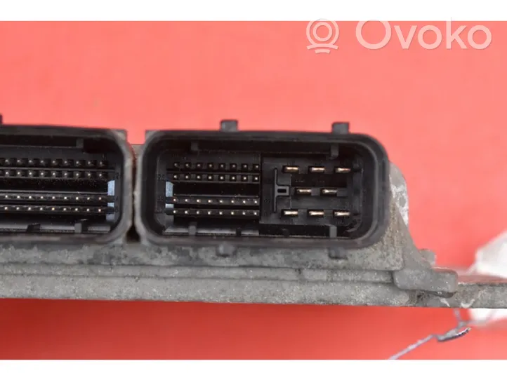 Nissan Note (E11) Unité de commande, module ECU de moteur MEC37-500D27523