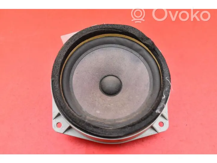 Subaru Legacy Enceinte subwoofer 86301AG010