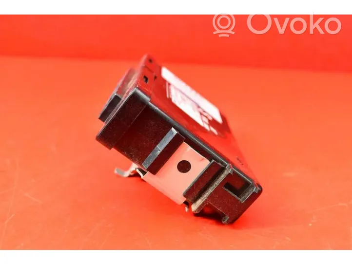 Subaru Legacy Module de contrôle de boîte de vitesses ECU 88281AG060