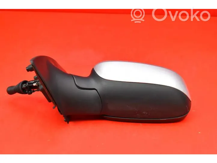 Opel Corsa C Front door electric wing mirror 010676