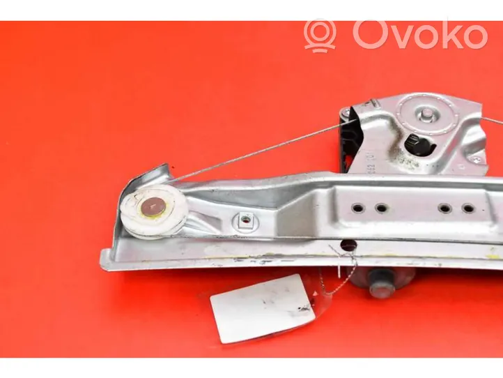 Opel Astra J Alzacristalli della portiera posteriore con motorino 13350763