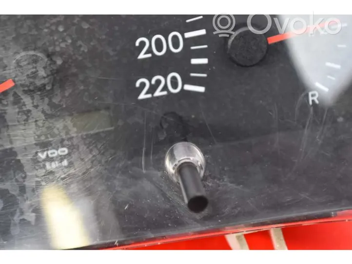 Toyota Corolla E120 E130 Compteur de vitesse tableau de bord 83800-02800