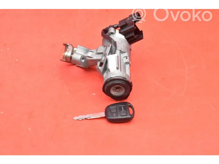 Toyota Yaris Verso Verrouillage de commutateur d'allumage 450200D01