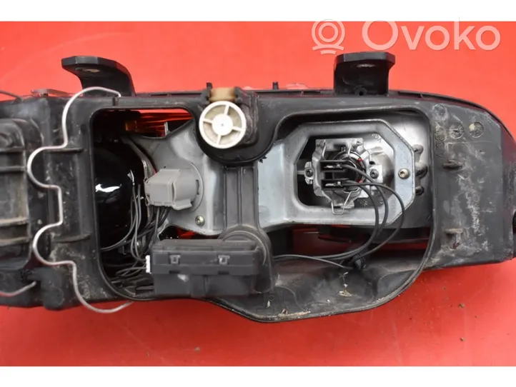 Fiat Punto (188) Phare frontale 89100449