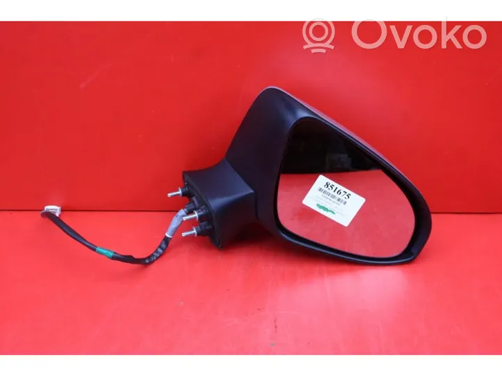 Toyota Avensis Verso Front door electric wing mirror 026983