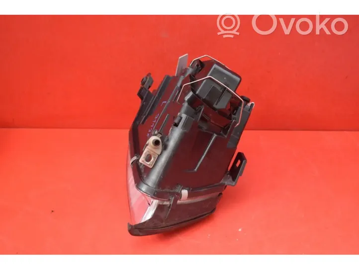 Audi A6 S6 C5 4B Phare frontale AUDI